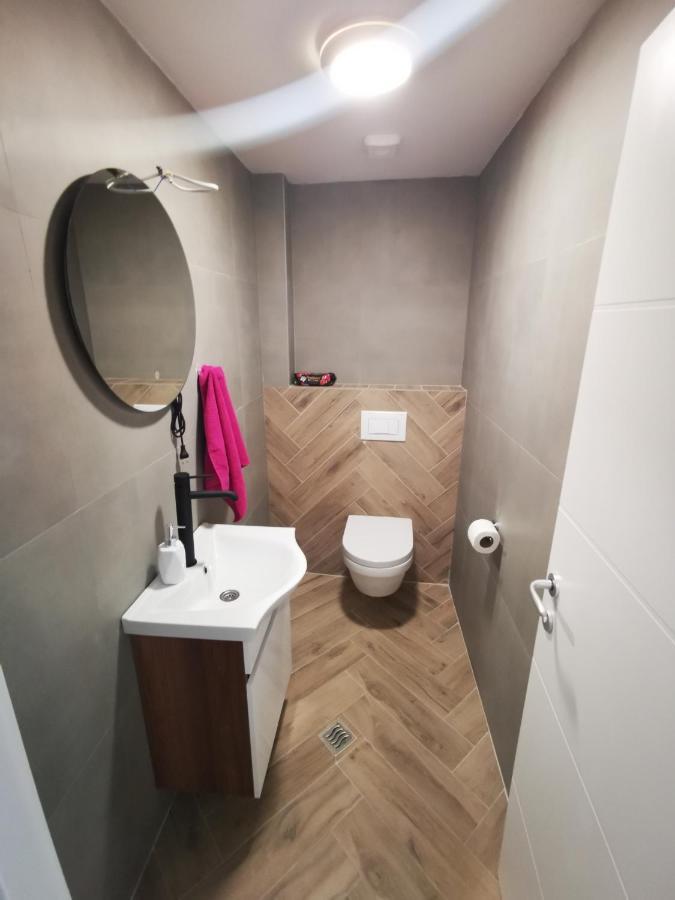 Riviera Apartments Ni エクステリア 写真