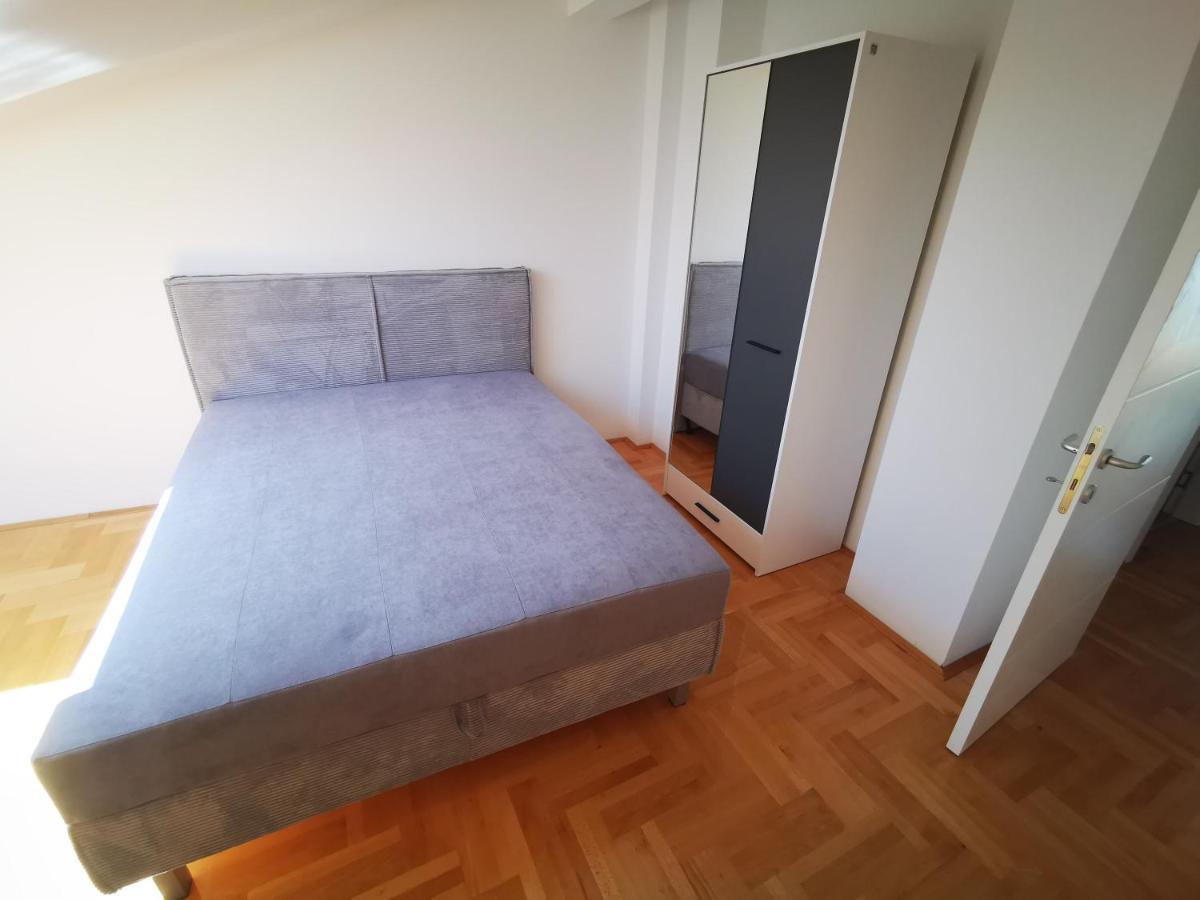 Riviera Apartments Ni エクステリア 写真